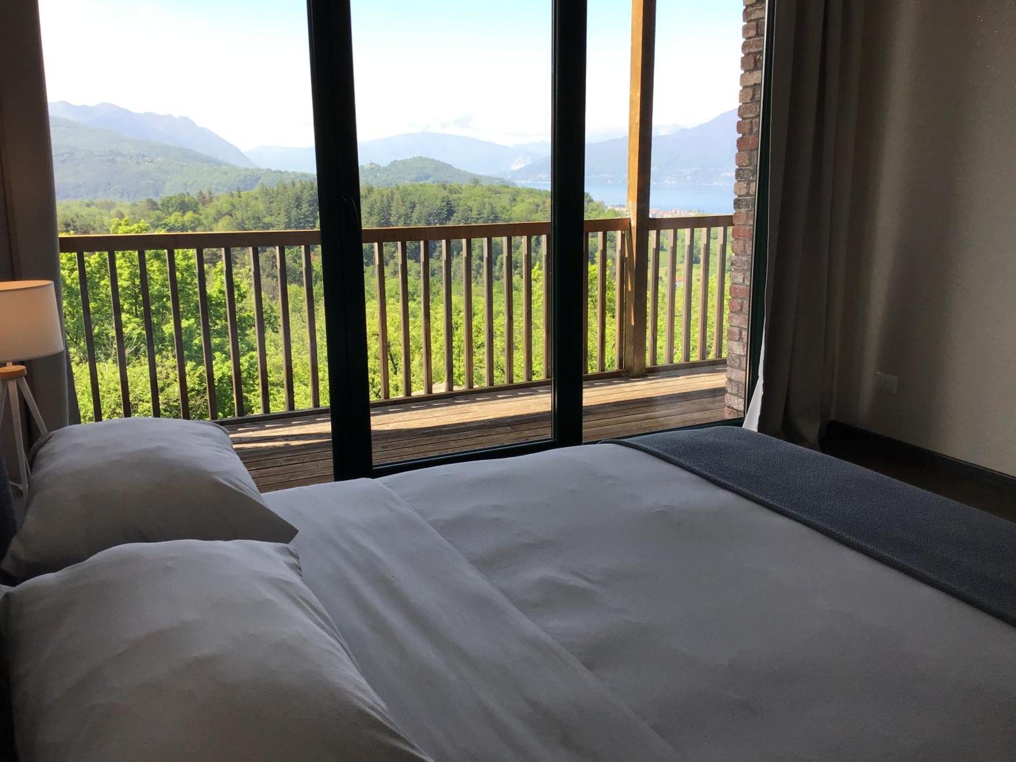 Agriturismo Voeuja Lago Maggiore لووِنو المظهر الخارجي الصورة